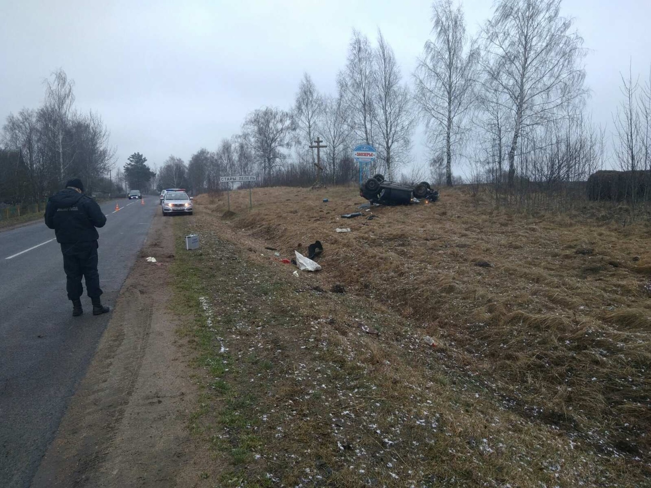 В Лепельском районе легковушка вылетела кювет и перевернулась, пострадала молодая пассажирка