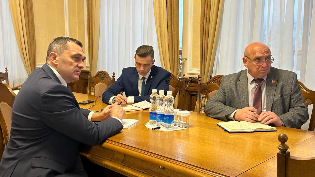 Александр Субботин провел совещание по подготовке и проведению областного фестиваля-ярмарки тружеников села "Дожинки-2026"