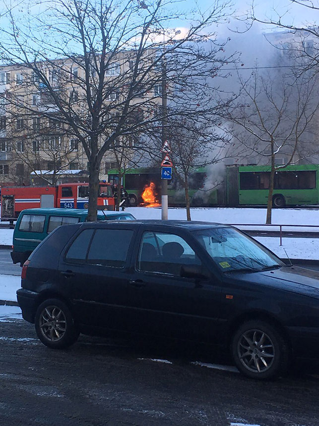 В Витебске во время поездки загорелся городской автобус