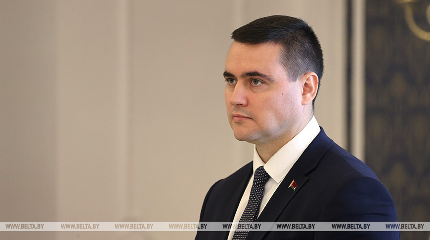 Министерство образования: треть молодежи Беларуси занята в промышленном секторе экономики