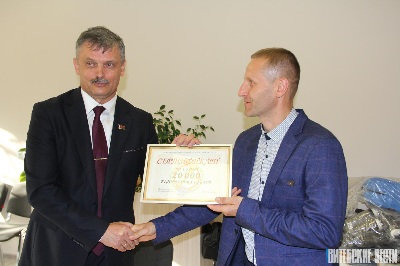 Шаркаўшчынскі раён з рабочым візітам наведаў міністр спорту і турызму Рэспублікі Беларусь Сяргей Кавальчук