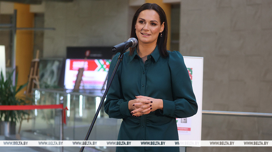 Книгу "Наш Президент" презентовали в Национальной библиотеке
