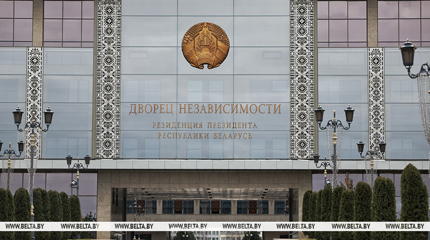 Лукашенко дает интервью американскому блогеру, представителю новых медиа Марио Науфалу