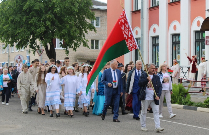 В Чашниках прошел фестиваль, посвященный уроженцу деревни Тяпино, книгопечатнику Василию Тяпинскому