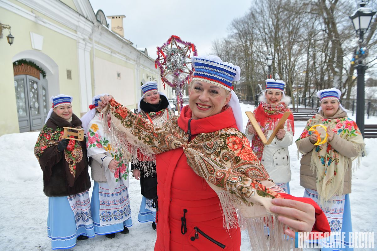 Коляда пришла, Рождество принесла! В Витебске проходят праздничные гулянья