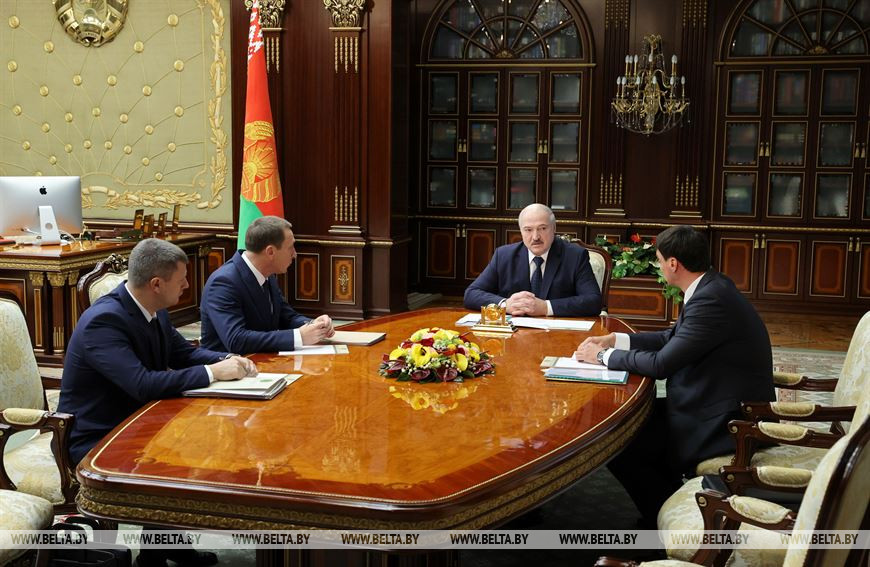 Лукашенко поручил подготовить изменения в Налоговый кодекс