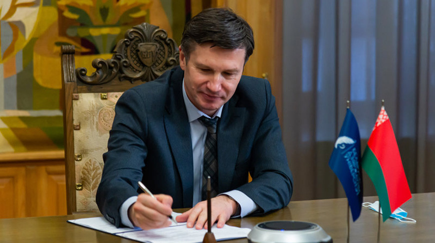 Белгосуниверситет и Полоцкий госуниверситет подписали соглашение о сетевом взаимодействии