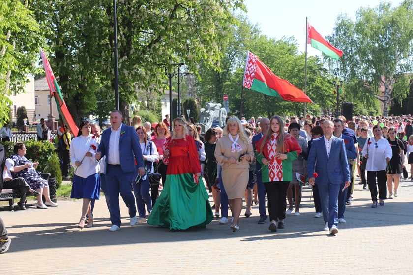 В Полоцке состоялся торжественный митинг, посвященный Дню государственных символов Республики Беларусь
