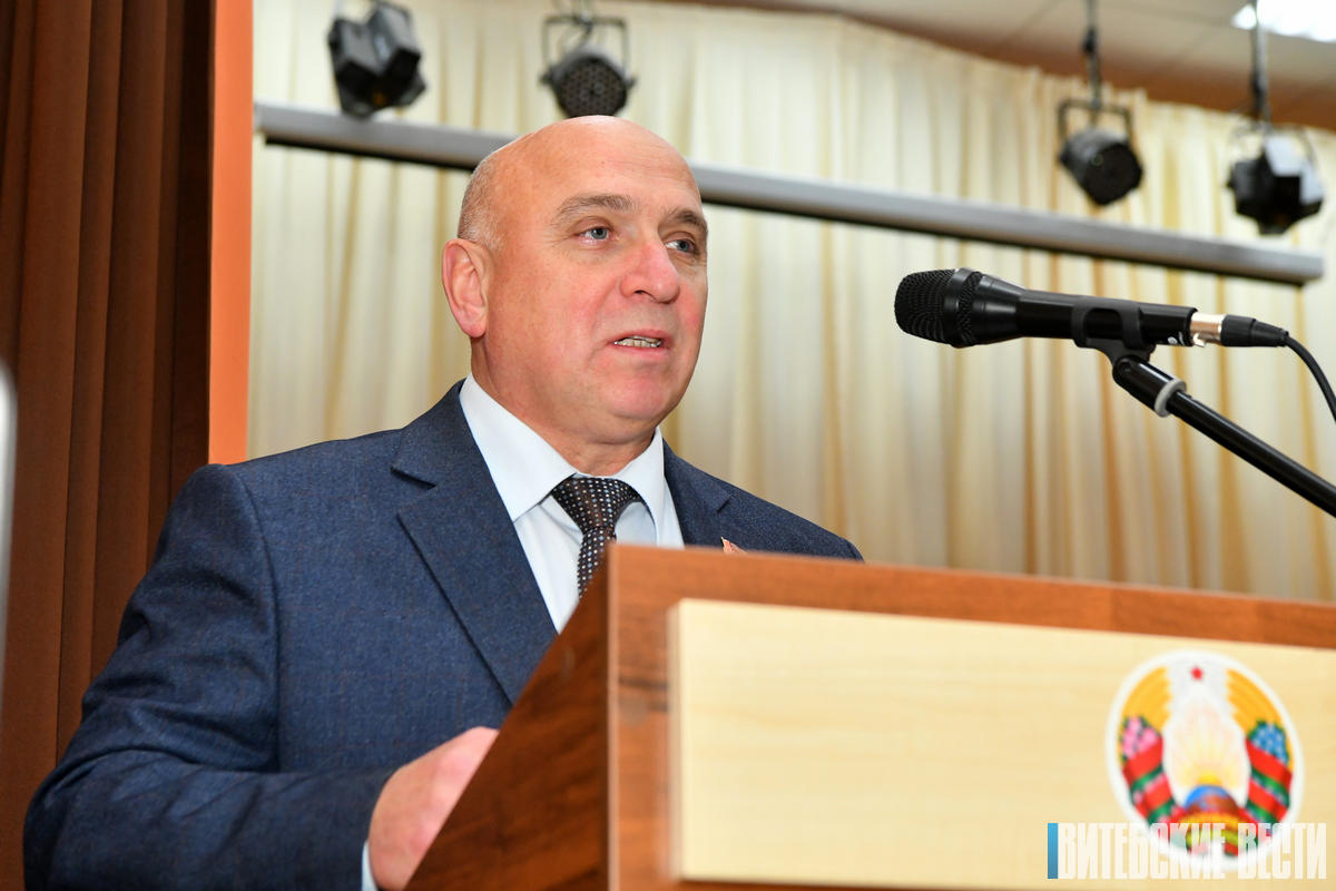 Вячеслав Дурнов: «Важно вести постоянный диалог с молодежью, обсуждая возникающие у них беспокойства»