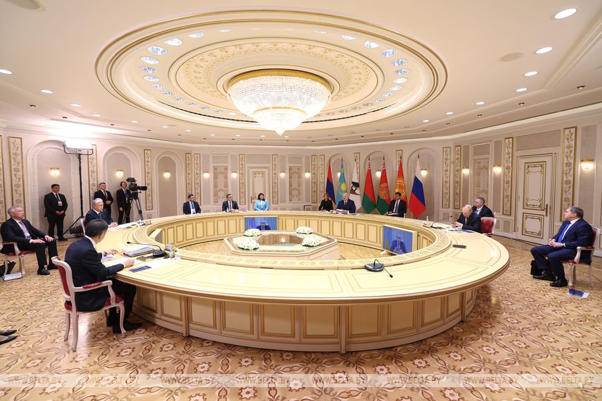Президент призвал ЕАЭС отбросить деструктивную повестку и создавать условия для мирной и спокойной жизни