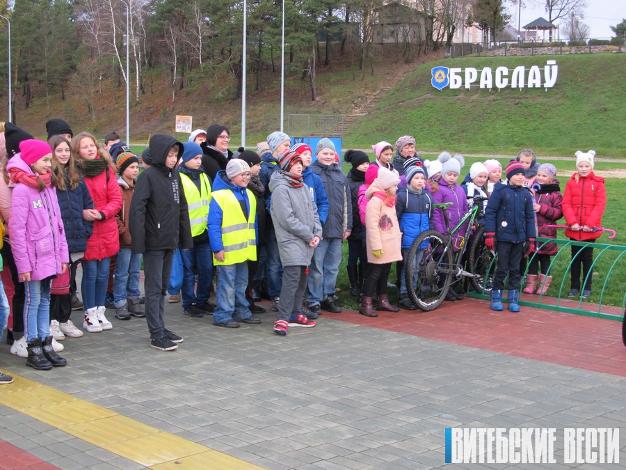 В Браславе открылась стационарная станция для велосипедистов