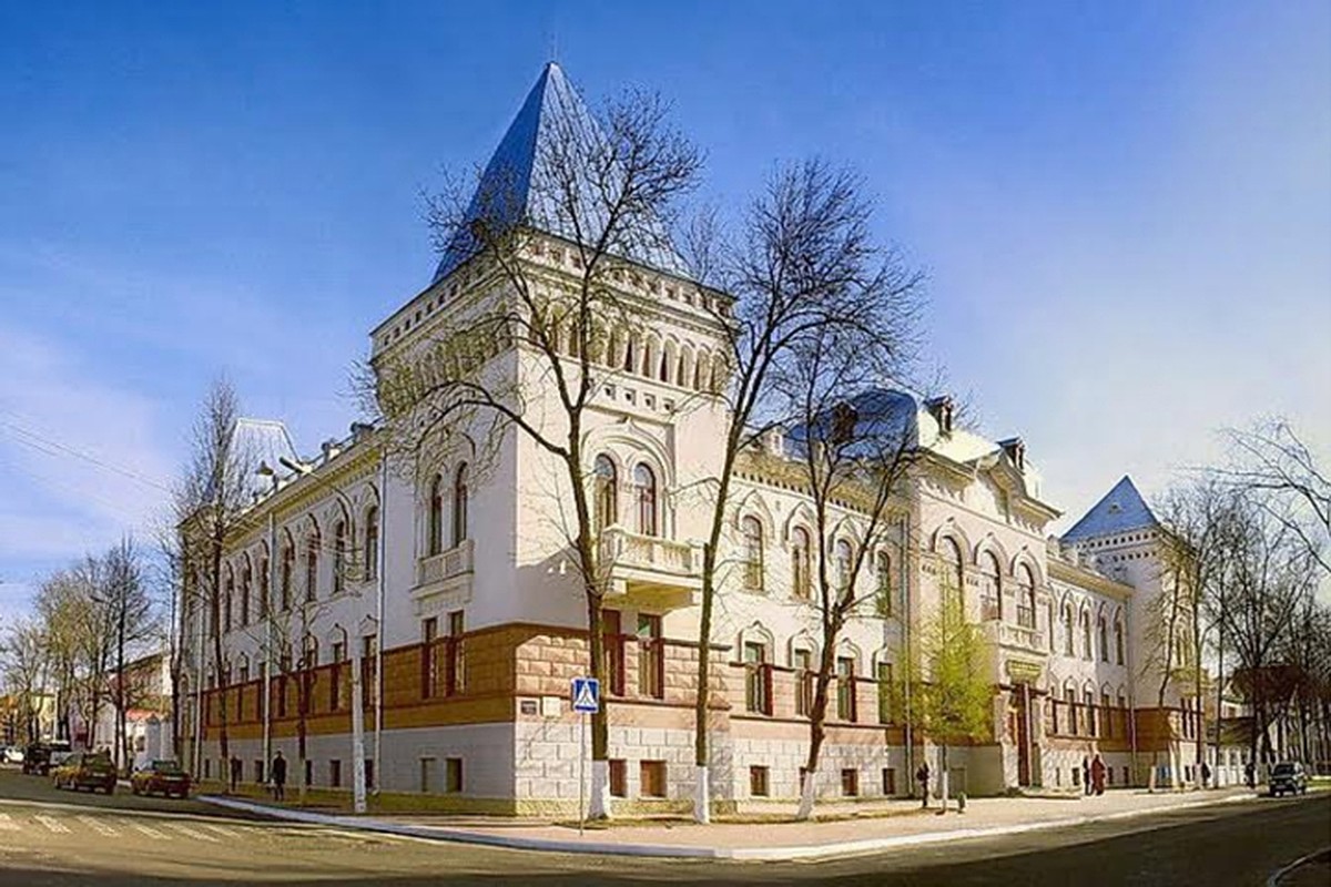 Лукашенко поздравил коллектив Витебской академии ветеринарной медицины с 95-летием со дня основания вуза