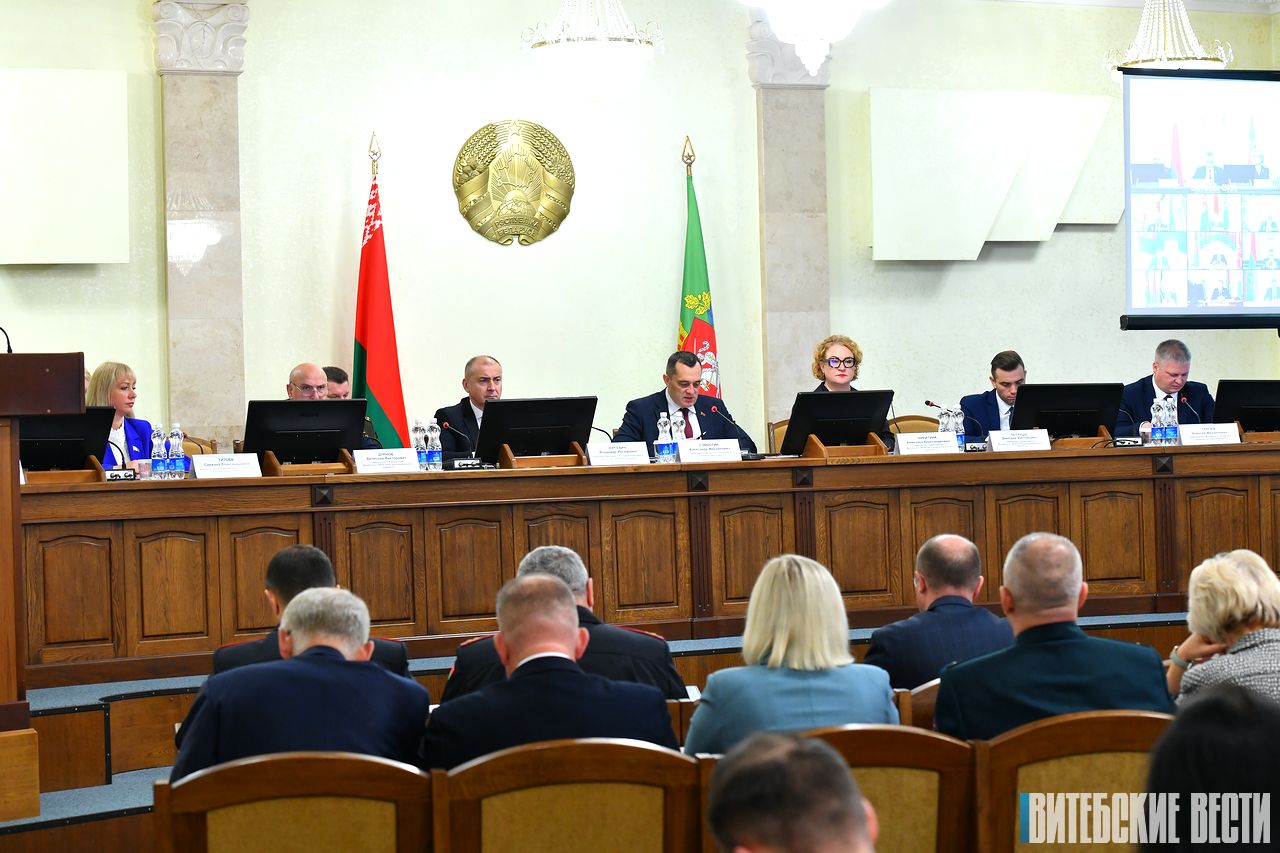 Укрепление дисциплины, охрана труда и формирование патриотического сознания молодежи: важные вопросы рассматривают на заседании Витебского облисполкома