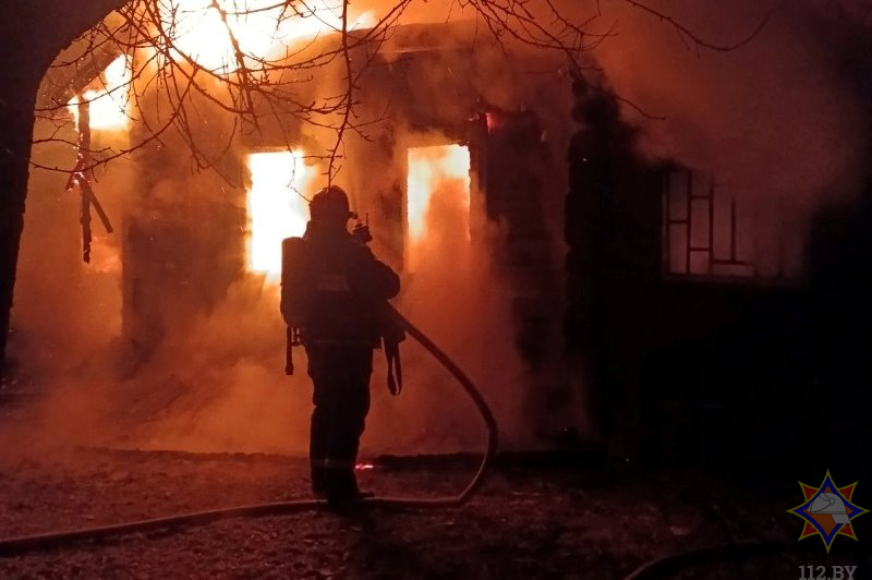 В Бешенковичском районе на пожаре погибли двое мужчин