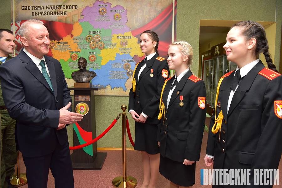 Председатель Постоянной комиссии по нацбезопасности рассказал витебским кадетам о преференциях для срочников