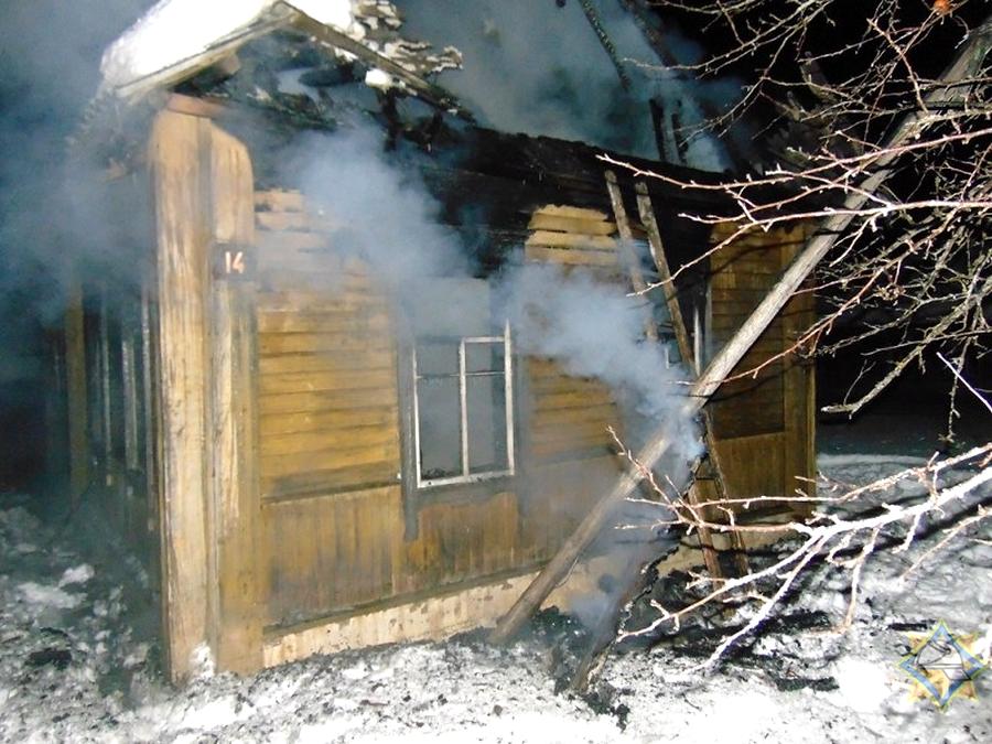 В Городокском районе обгорела женщина при попытке потушить пожар в собственном доме