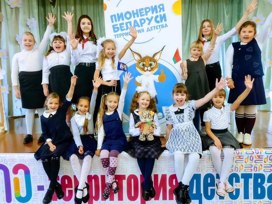 «Кредо каждого пионера – любить свою Родину». Пионерское движение Витебской области отмечает 100-летий юбилей 