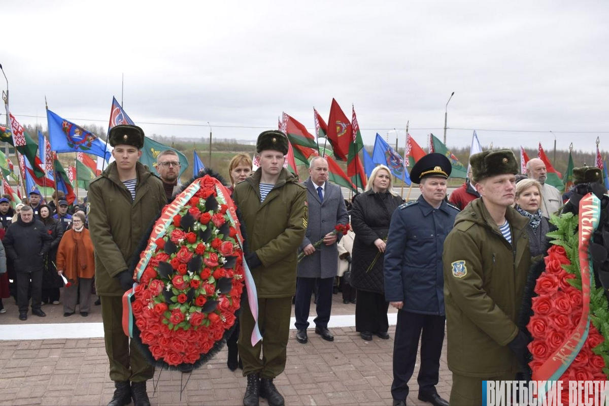 В Международный день освобождения узников фашистских лагерей в Витебске почтили память жертв оккупантов