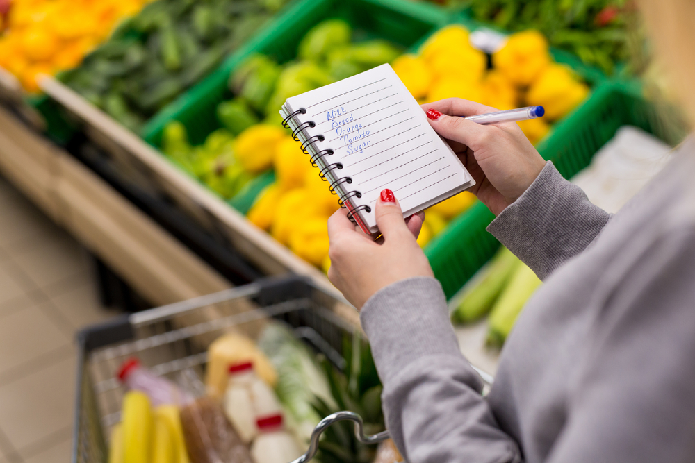 10 советов о том, как тратить меньше в продуктовом магазине