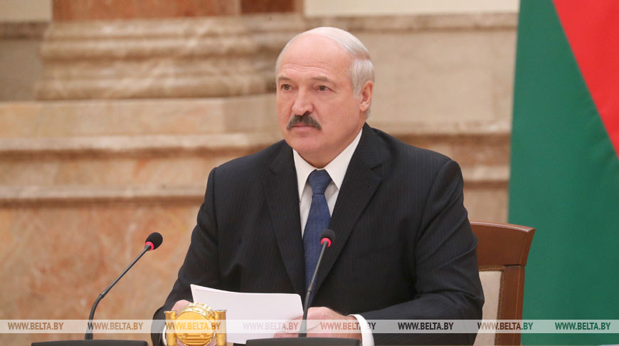 "Речи о списании долгов быть не может" - Лукашенко требует наладить эффективную работу АПК Витебской области