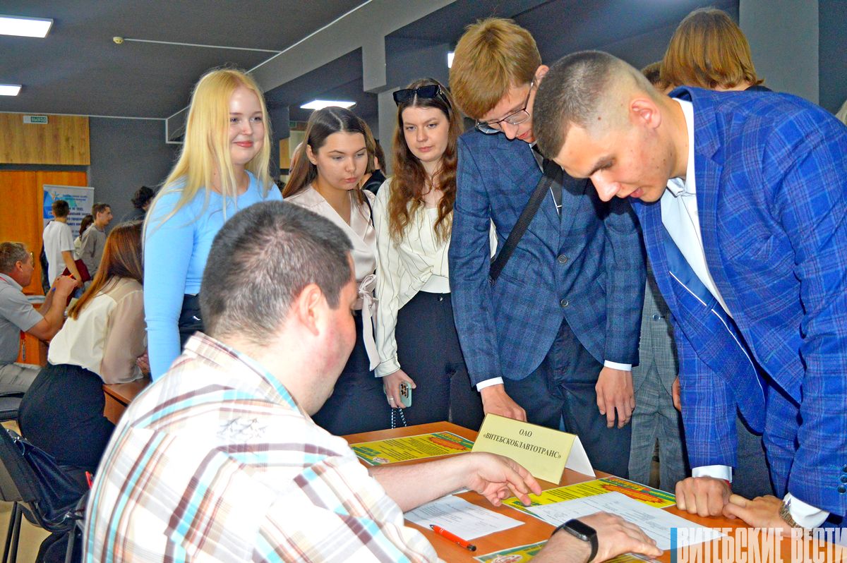 Витебские заказчики кадров пришли к студентам: как в ВГТУ прошла ярмарка вакансий