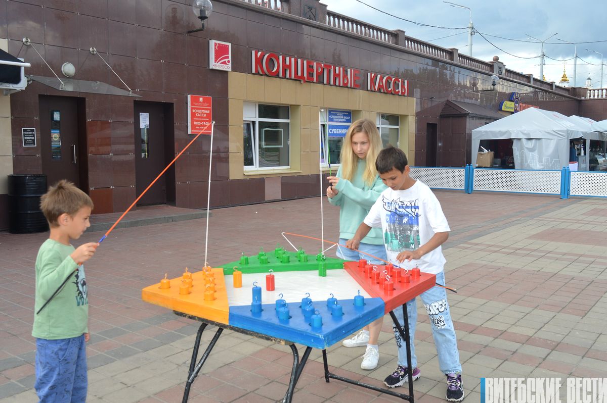 Место для семейного досуга. Фоторепортаж из зоны гостеприимства II Игр стран СНГ в Витебске
