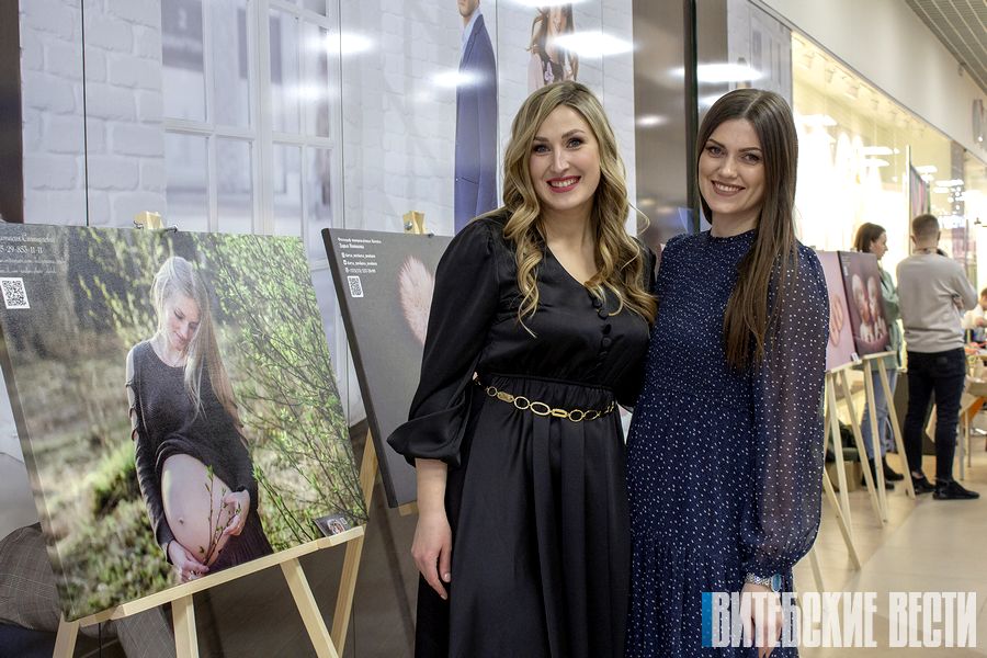 «Жизнь начинается с любви...»: в Витебске проходит выставка детской фотографии