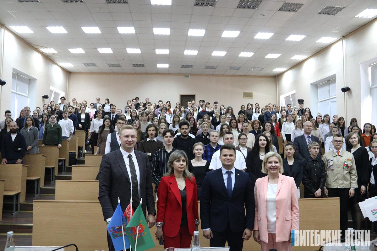 В Витебске прошла диалоговая площадка с молодежью медуниверситета