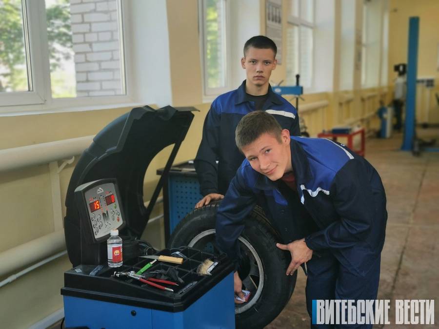 В Городокском аграрно-техническом колледже открыли СТО, услугами которой может воспользоваться любой желающий