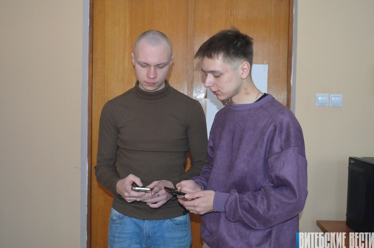 Витебские студенты разработали технологию, упрощающую использование электронных SIM-карт в мобильных устройствах