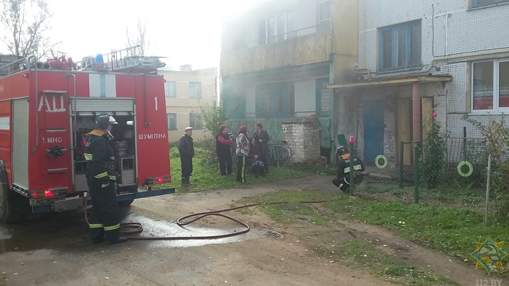 Оставленная свеча стала причиной пожара в квартире пенсионерки в Шумилинском районе