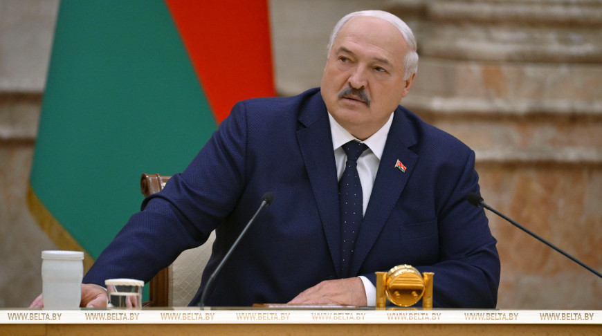 Александр Лукашенко: если начнем раскручивать языковую проблему, быть беде
