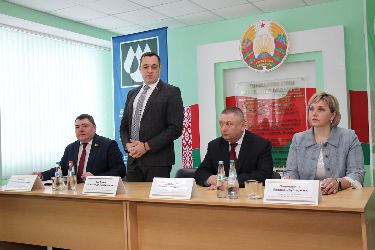 Аляксандр Субоцін абмеркаваў падрыхтоўку да рэферэндуму з калектывам нафтабазы РУП “Беларуснафта-Віцебскаблнафтапрадукт” 