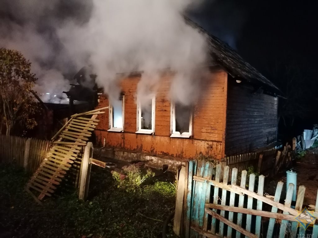 В Витебске на пожаре в частном доме погибла пенсионерка