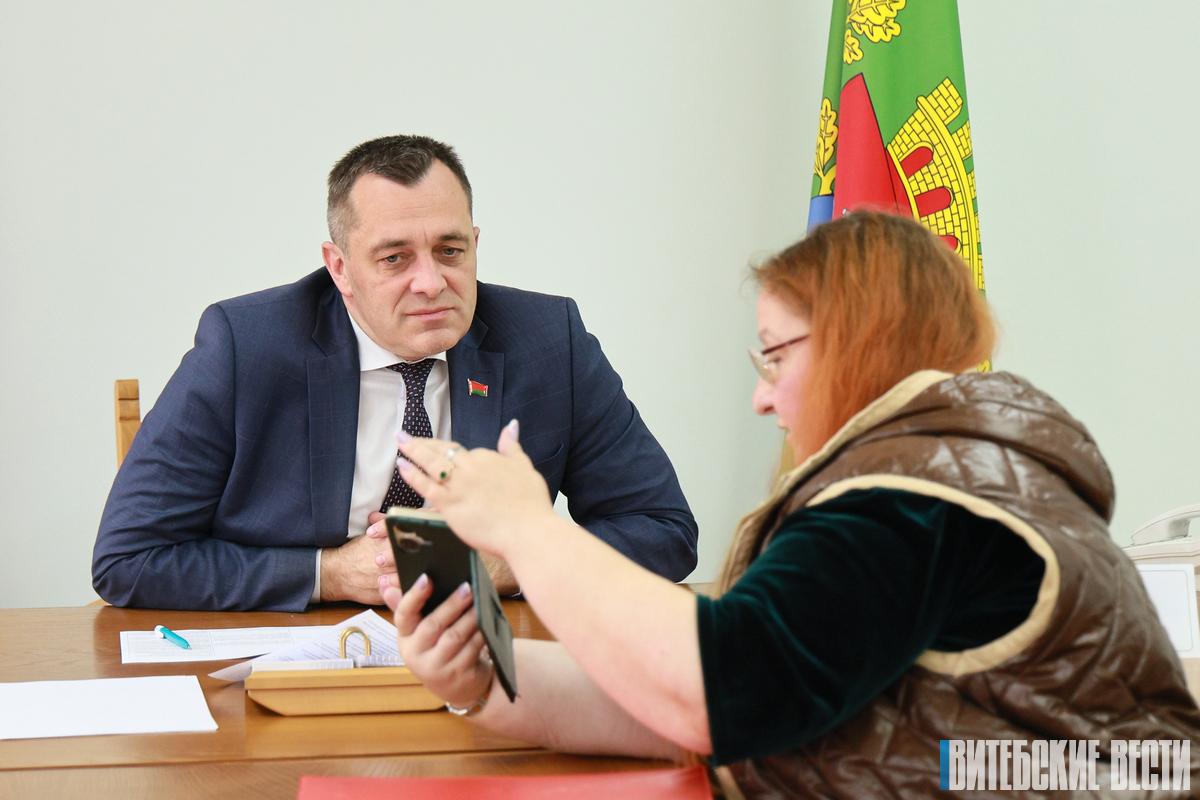 Ликвидация свалки, проблемы с канализацией, трудоустройство граждан Латвии. С какими еще вопросами обращались к Александру Субботину во время личного приема?