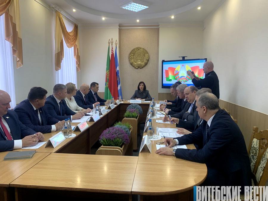 В Полоцке Наталья Кочанова провела совещание по вопросам подготовки объектов для проведения мероприятий XI Форума регионов Беларуси и России