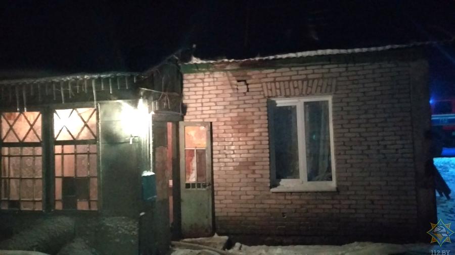 Мужчина вынес из горящего дома троих детей в Браславском районе