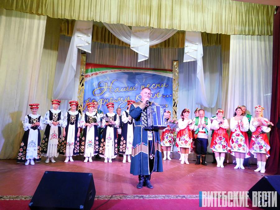 «Заманиха» vs «Невида»: в Полоцке прошёл творческий батл народных ансамблей