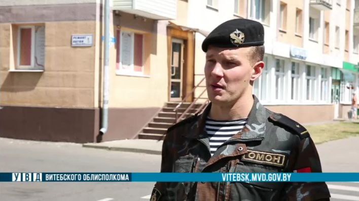 Сотрудник милиции оказал помощь пострадавшему витебчанину