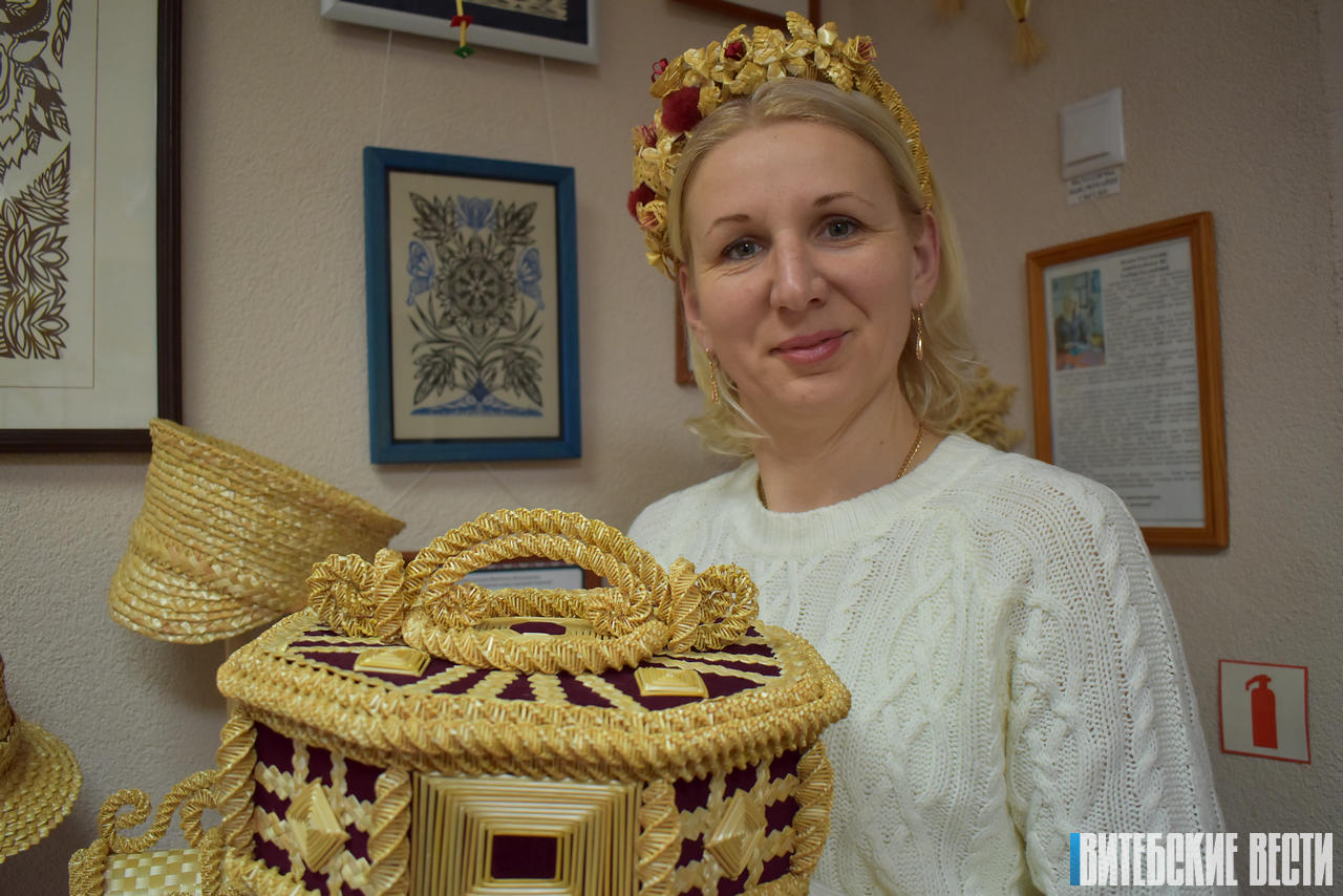 Вдохновение в каждом узоре. В чем секрет успеха народной мастерицы из Глубокого?