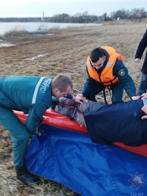 В Глубоком под лёд провалился мужчина