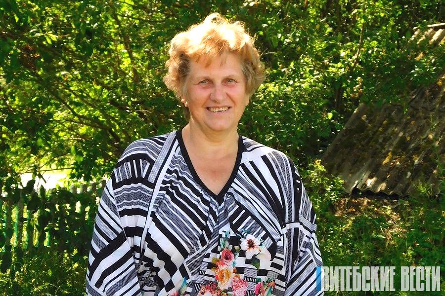 «Хлопочи, Викентьевна, ты у нас за главную»: жители деревень Озеравцы и Шакуры души не чают в своей старейшине