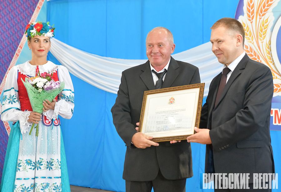 Аграрии СХП «Мазоловогаз» Витебского района первыми в области завершили уборочную кампанию