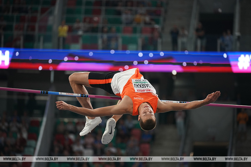 Белорус Максим Недосеков выиграл соревнования прыгунов в высоту в матче Европа - США, показав лучший результат сезона в мире