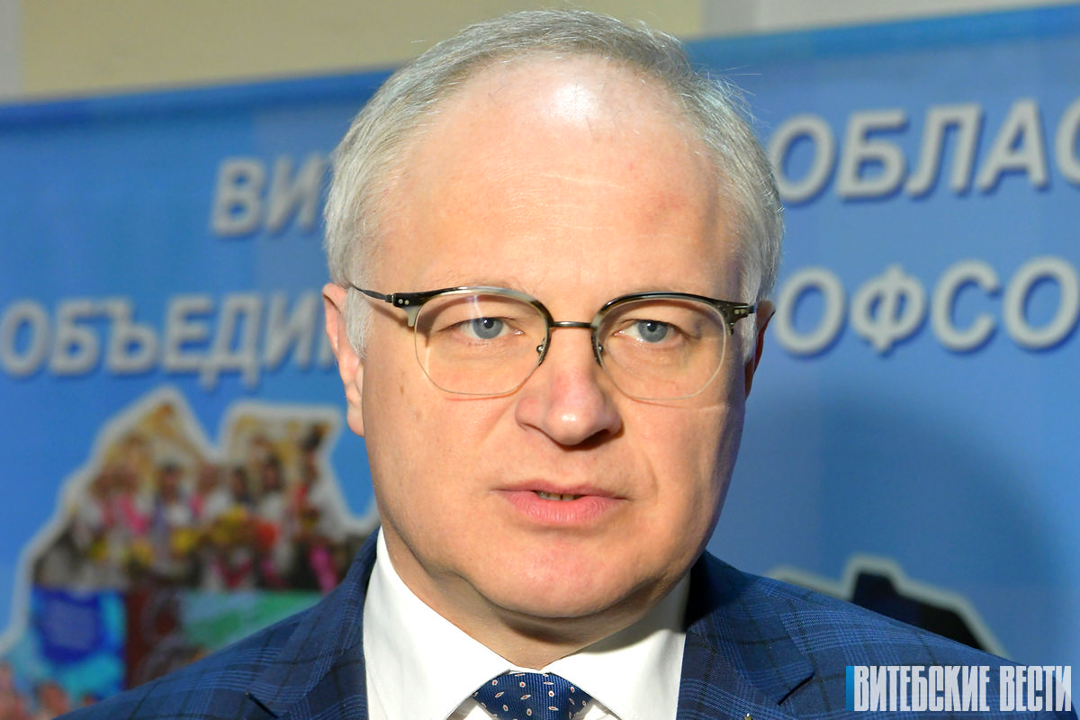 Юрий Деркач: "Занятость, реальная заработная плата, исполнение социальных стандартов не должны всецело зависеть от рыночных отношений"