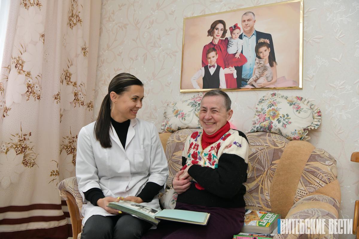 Более 27 тысяч человек получают социальные услуги в Витебской области
