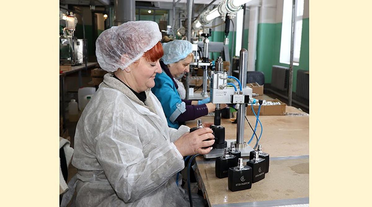 В Докшицах возобновили производство парфюмерии