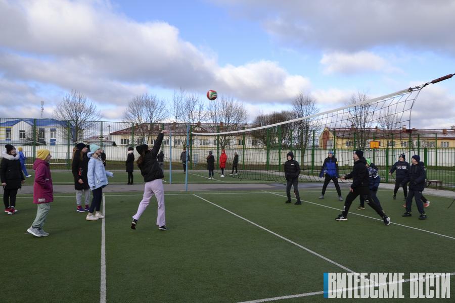 В Дубровно в СШ №1 после завершения первой очереди капитального ремонта с элементами модернизации торжественно открыли стадион