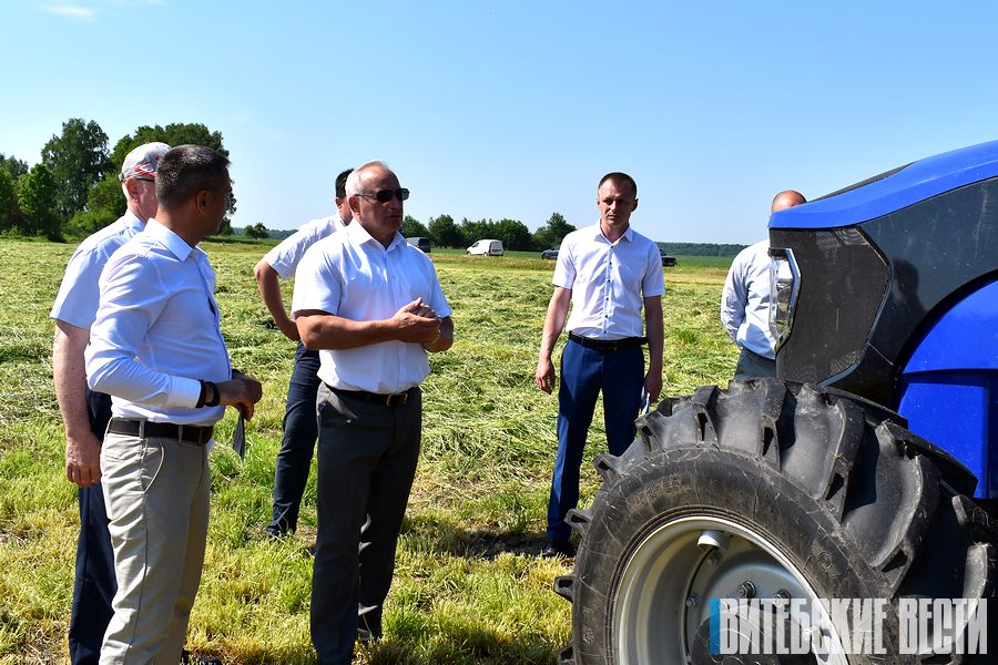 Глава Витебской области Николай Шерстнёв: «Заготовка кормов должна производиться строго по технологии»