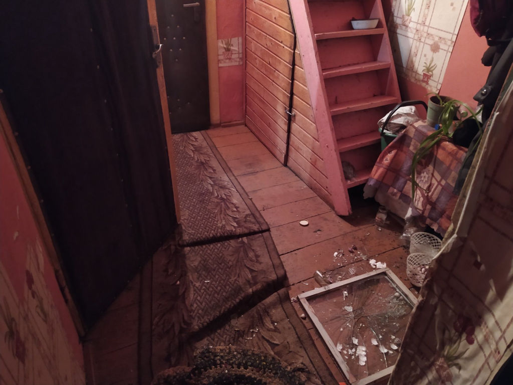 В Браславе пьяная женщина вломилась в дом к пенсионерке и порезала лицо незнакомой девушке